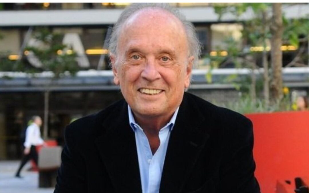 Echaron a Héctor Cavallero de Radio Nacional