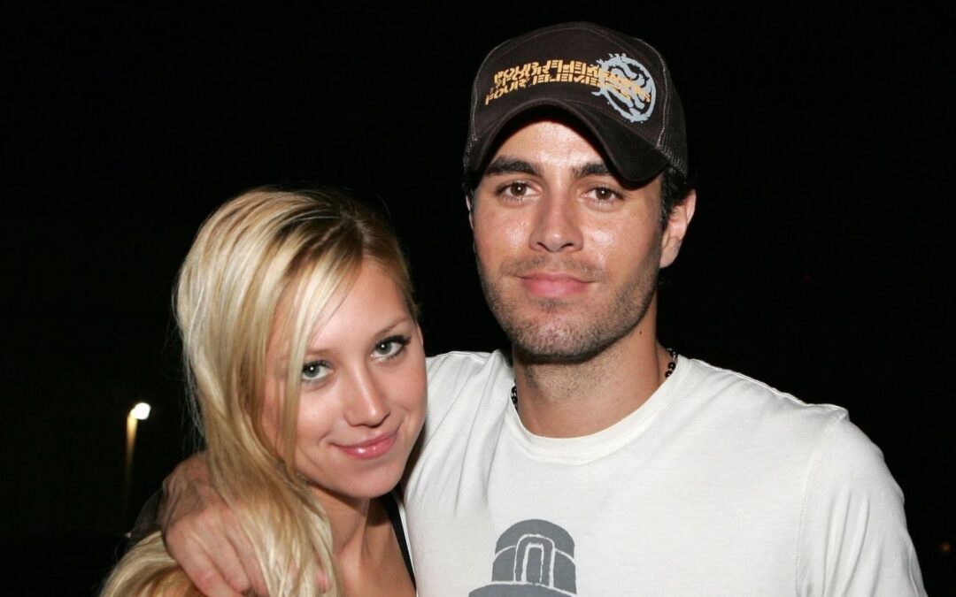Enrique Iglesias y Anna Kournikova esperan su cuarto hijo