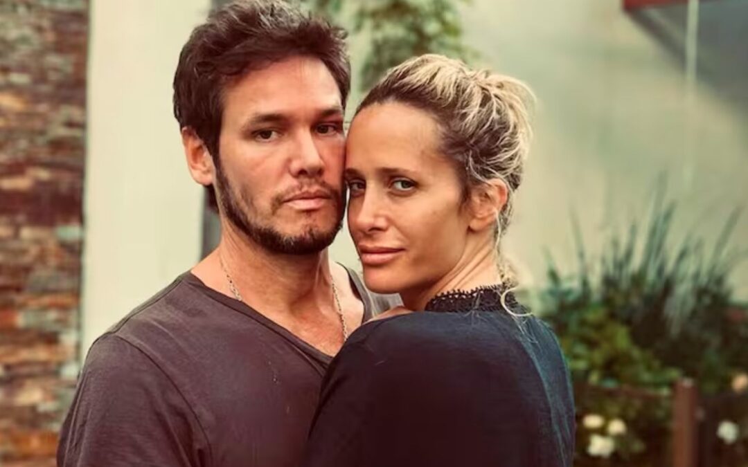 Emanuel Ortega volvió a los escenarios y Julieta Prandi lo acompañó