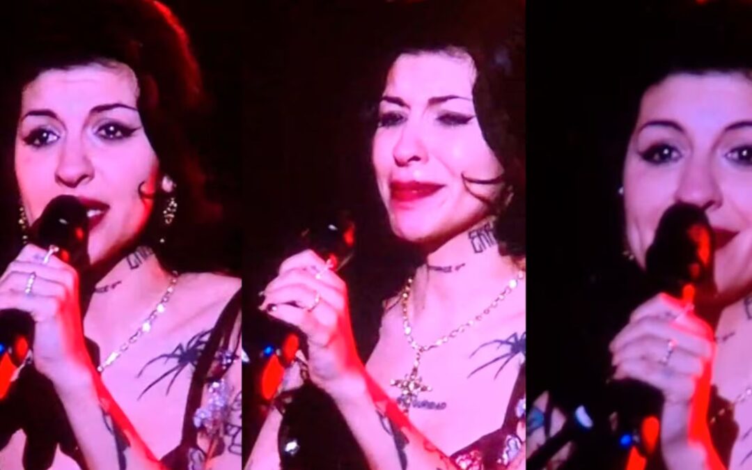 Cazzu se quebró en vivo y conmovió a todos con su hija