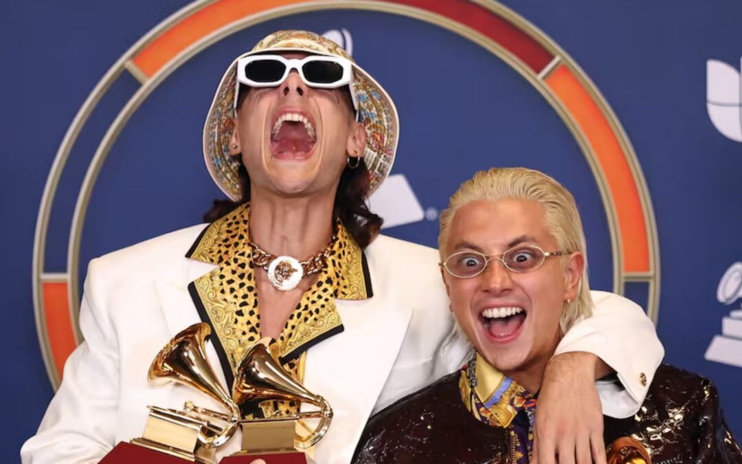 La noche explosiva de Ca7riel y Paco en los Latin Grammy que dejó a todos hablando