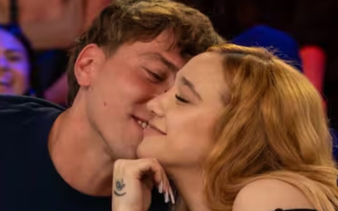 El beso que nadie esperaba: así confirmaron Ángela Torres y Marcos Giles su romance en vivo