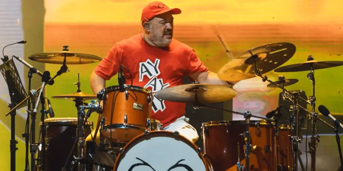 Murió Daniel Buira, baterista de Los Piojos Daniel Buira en Los Piojos