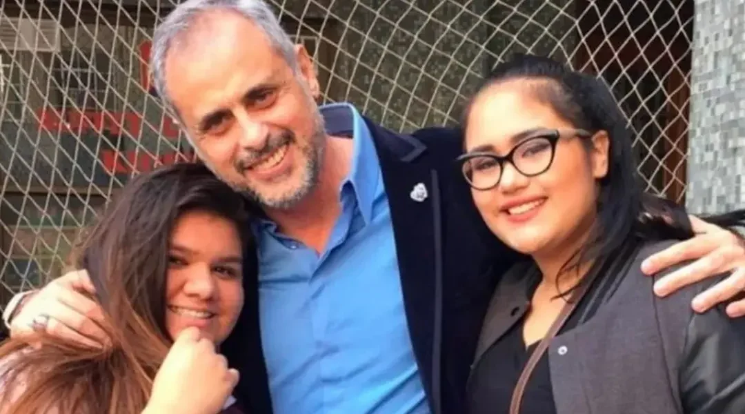 Aparecieron fotos de Rocío Rial con un look irreconocible