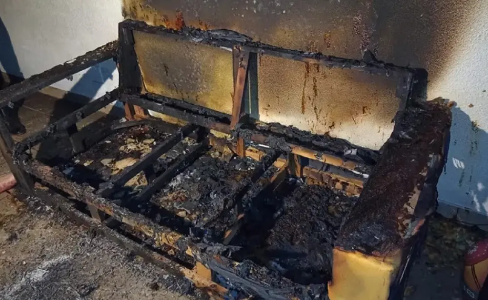 Sillón quemado de la Tota Santillán