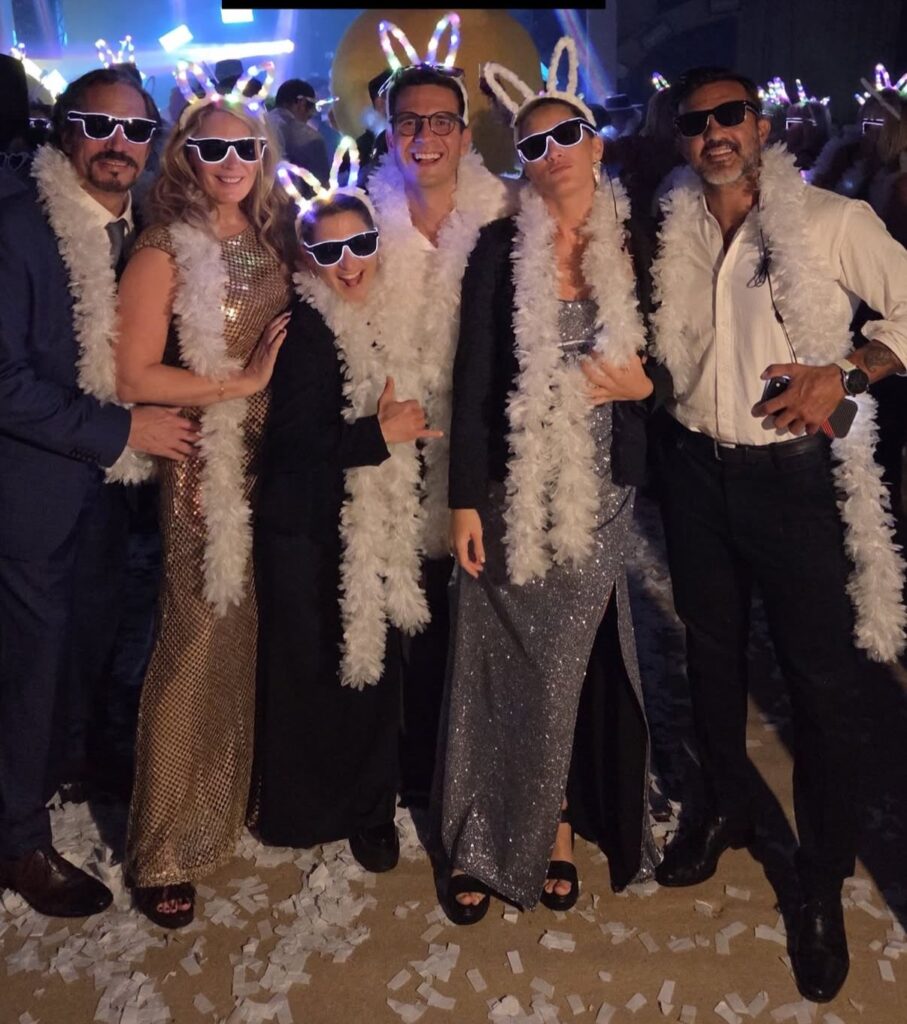 Famosos en el casamiento de Emily Lucius