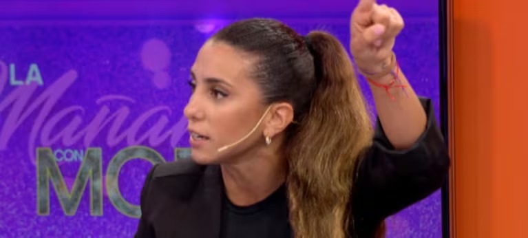 Cinthia Fernández enojada