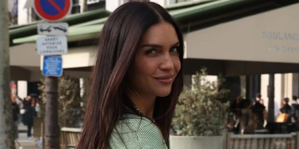 Zaira Nara en la calle