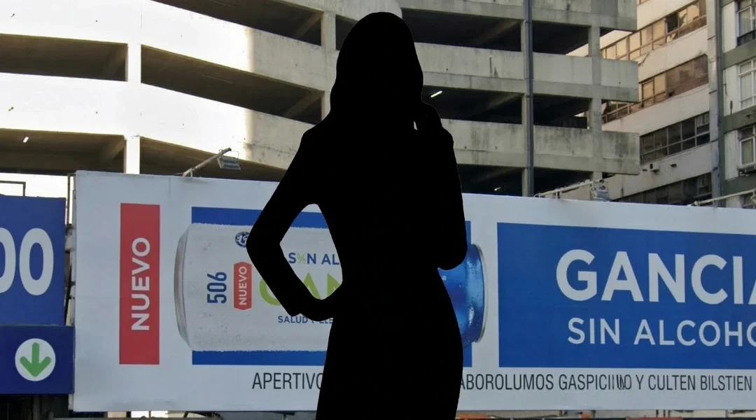 Escándalo a los gritos en pleno microcentro: una actriz explotó en un estacionamiento