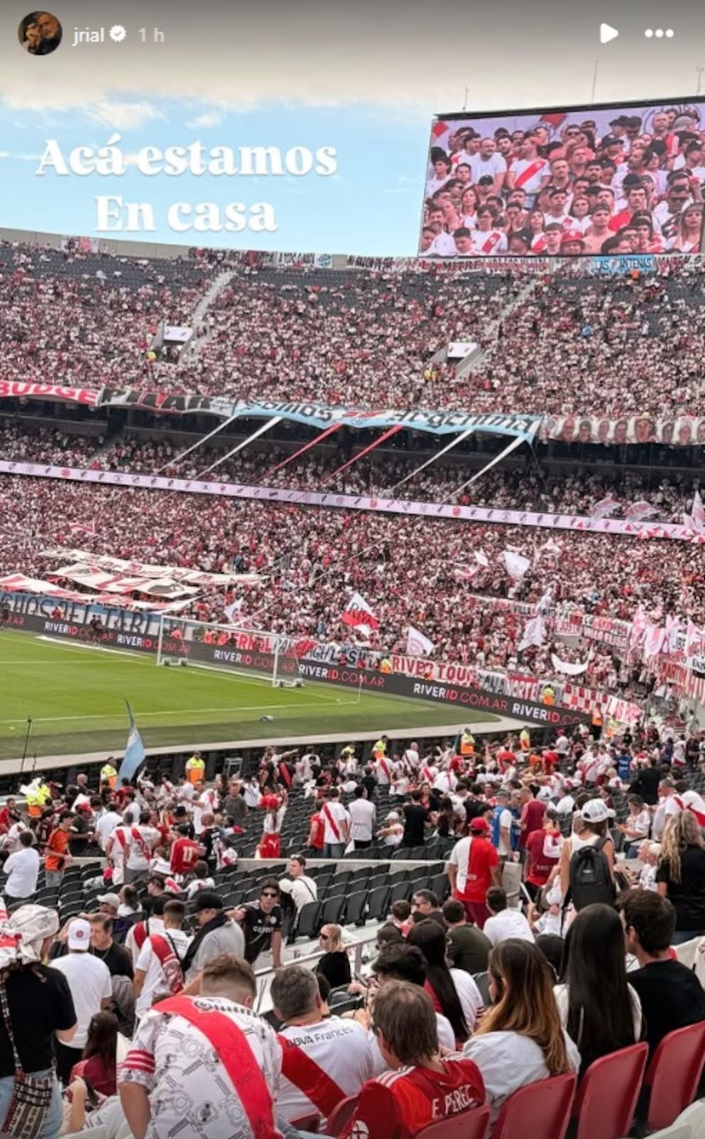 Jorge Rial vivió el Superclásico en el Monumental 