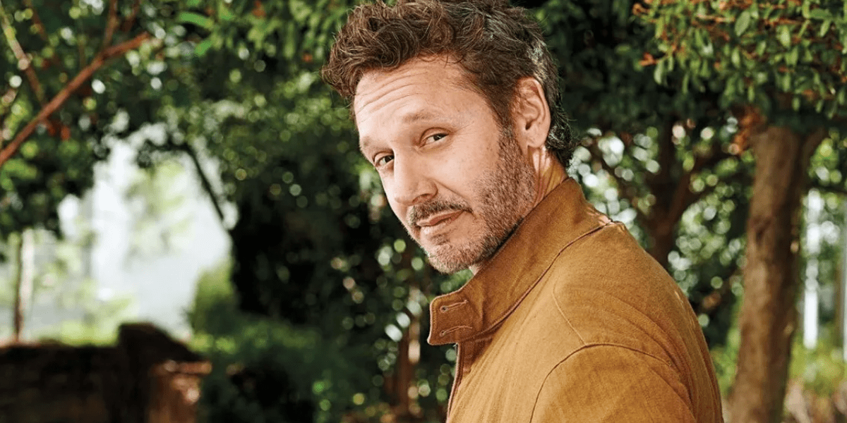 Benjamín Vicuña enfrentó los rumores con Graciela Alfano y minimizó el supuesto cruce con su pareja