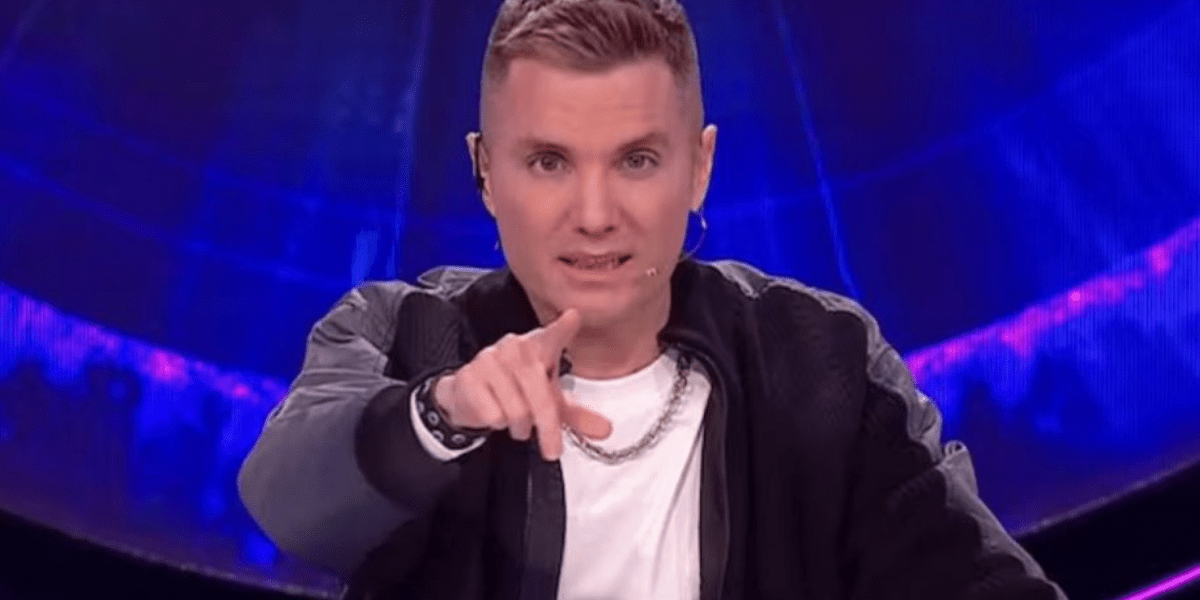 Santiago Del Moro anunció que hoy ingres alguien nuevo a la casa de Gran Hermano