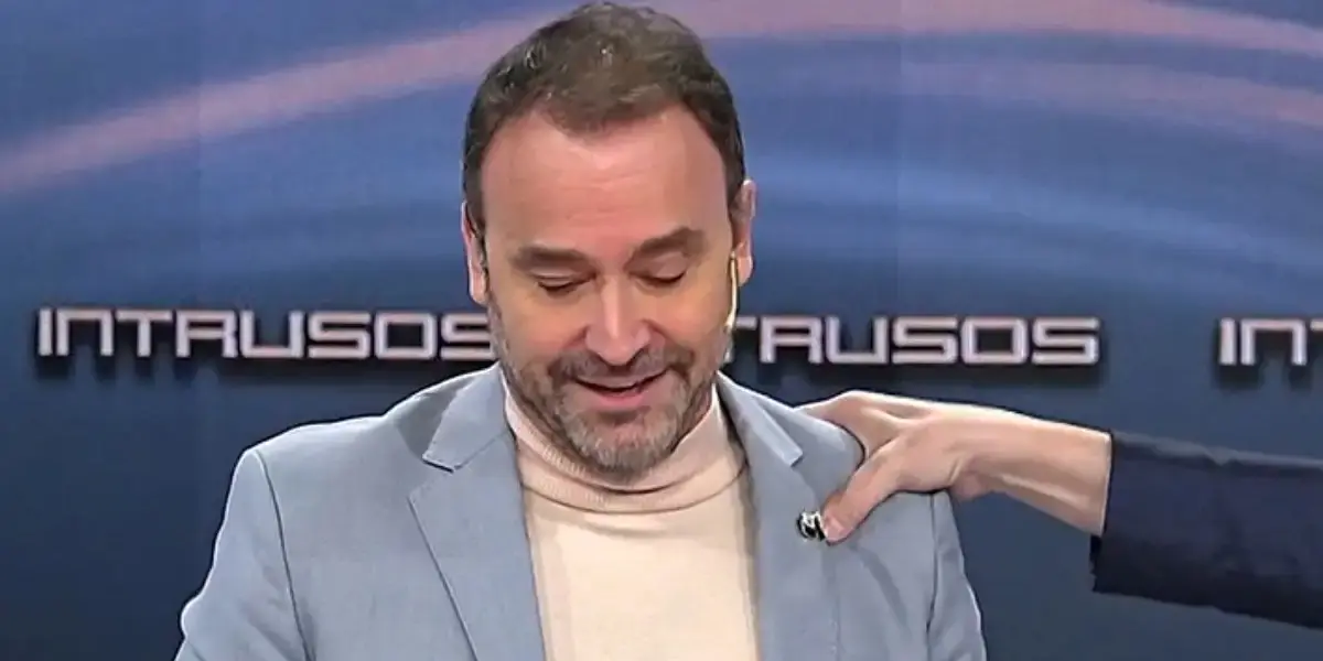 Adrián Pallares se quebró en vivo y Rodrigo Lussich salió a contenerlo tras una desesperante noticia Adrián Pallares se quebró en vivo