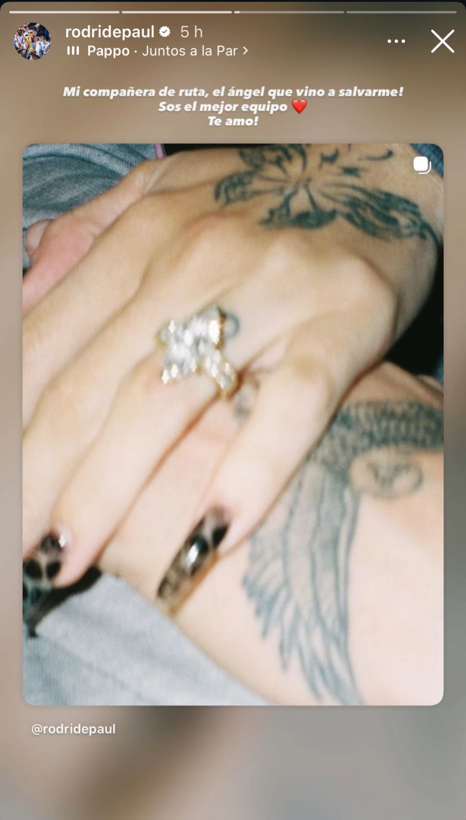 El anillo de Tini Stoessel