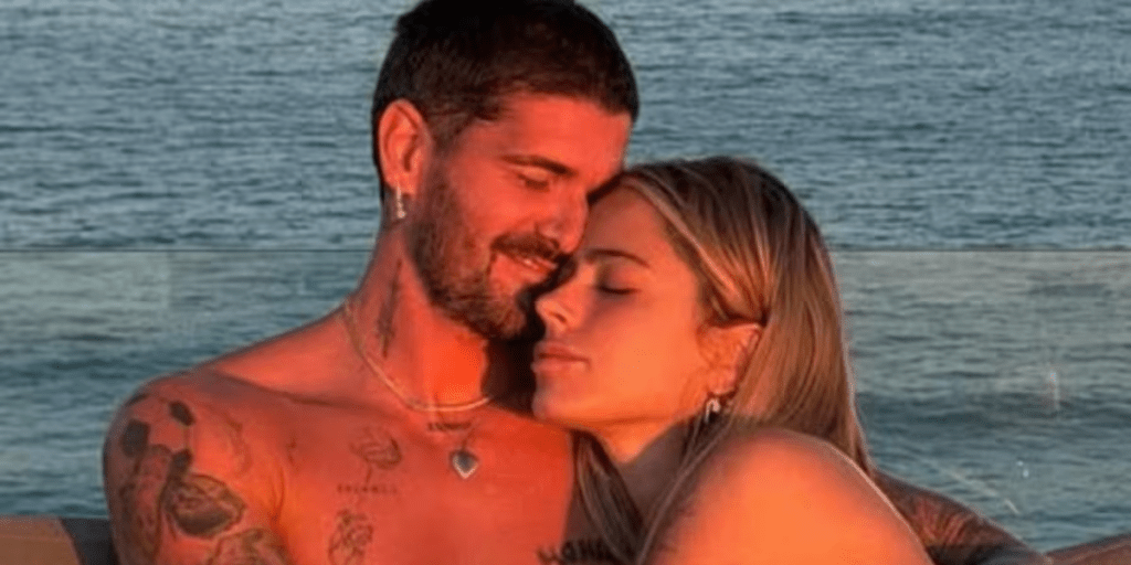 Rodrigo De Paul y Tini Stoessel