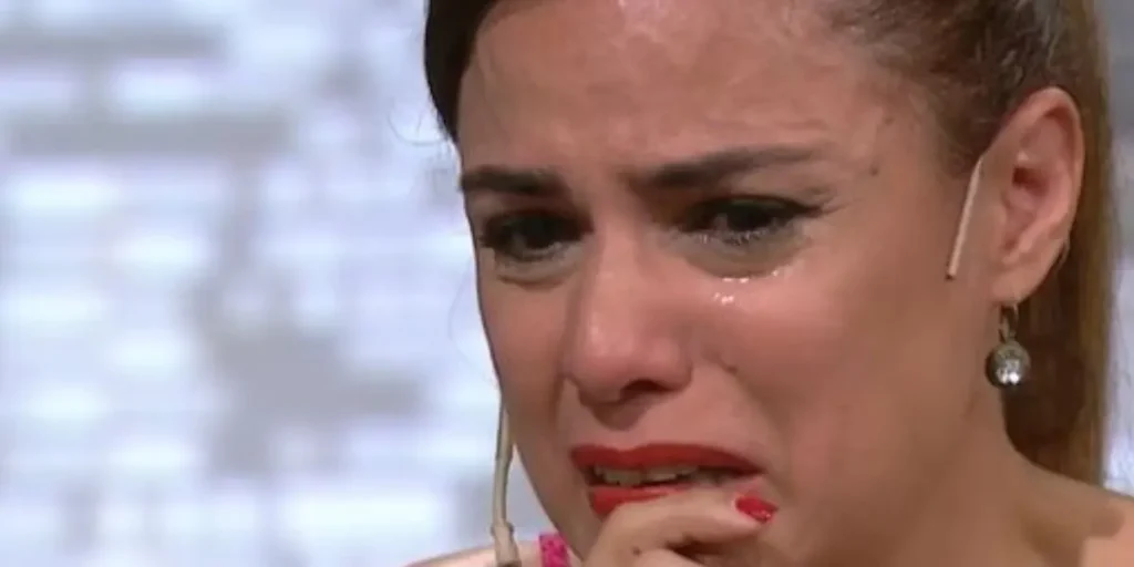 Marina Calabró llorando