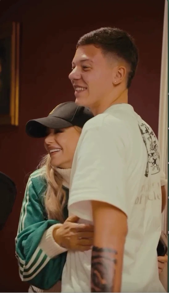 Evangelina Anderson y su hijo