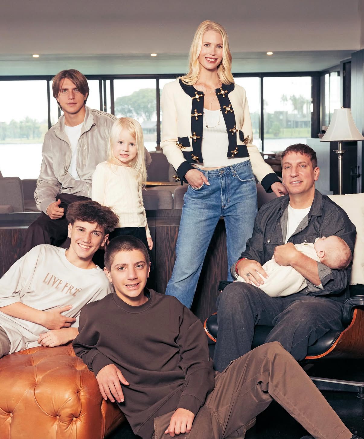 Maxi López con sus hijos