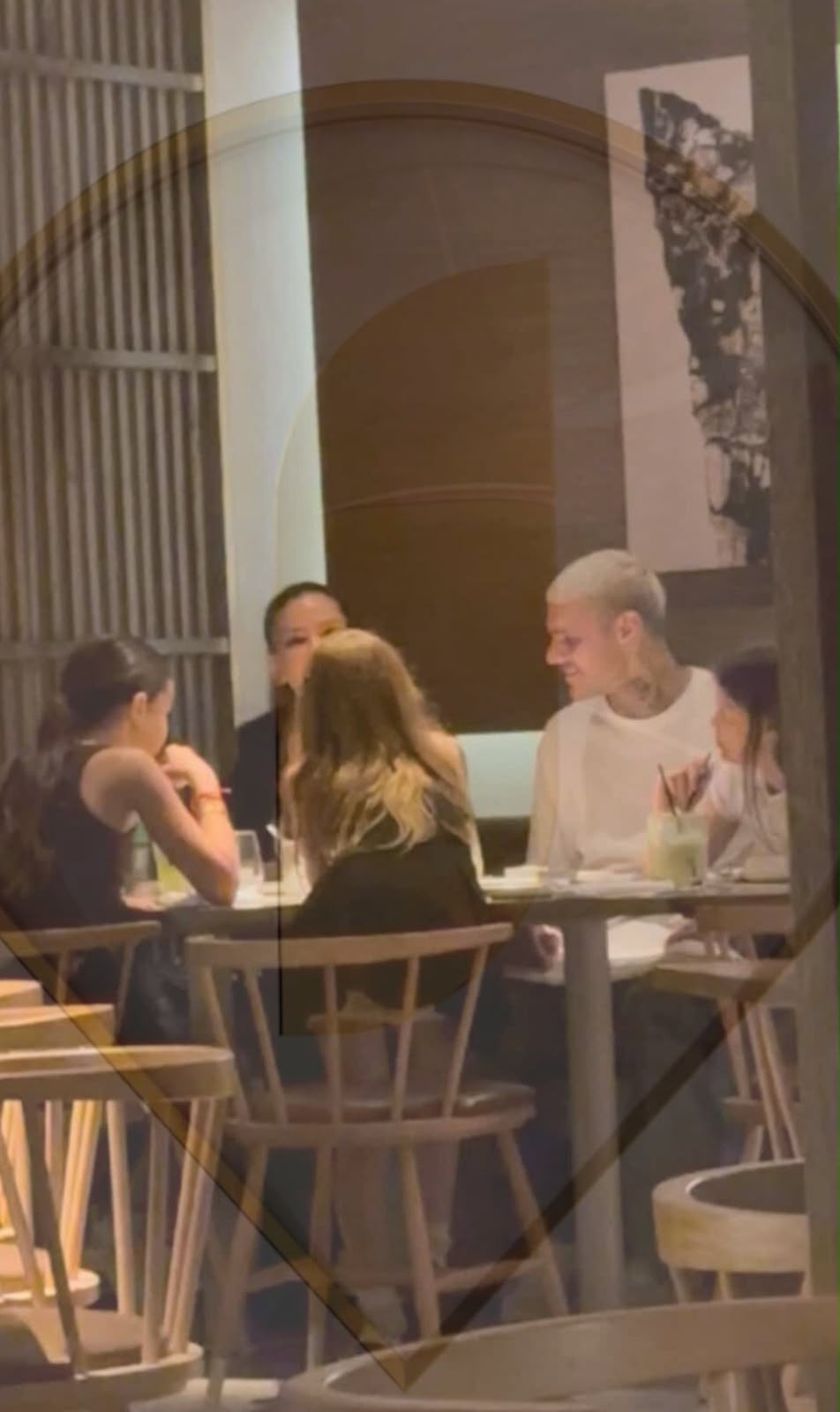 Icardi y la China Suárez merendando con sus hijas 