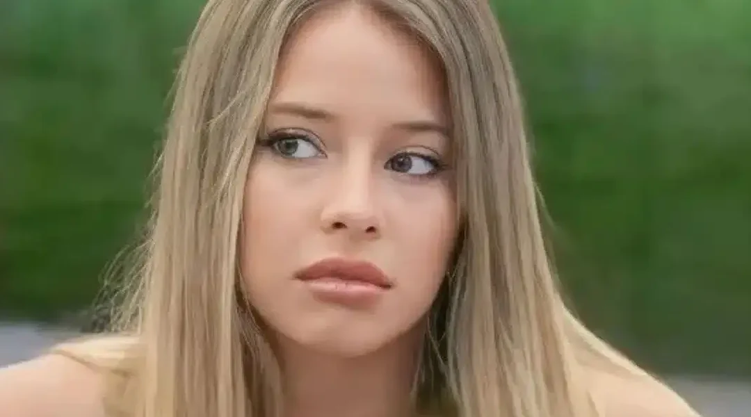Zoe Bogach le mostró la potencia de sus renovadas curvas a Manu Ibero y su foto íntima destruyó Gran Hermano