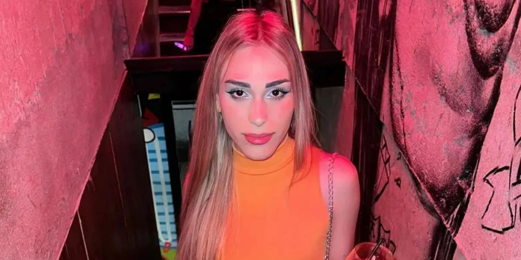 Danelik se operó la caa para parecerse a una famosa de Hollywood