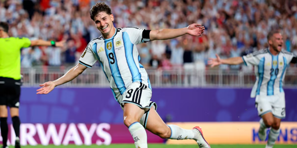 Julian Alvarez y su gol con Argentina