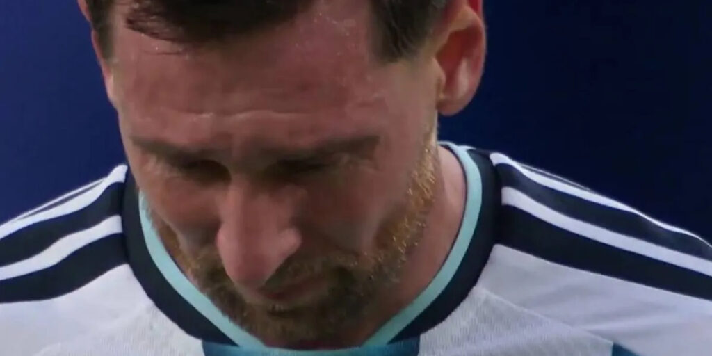 Messi Llorando