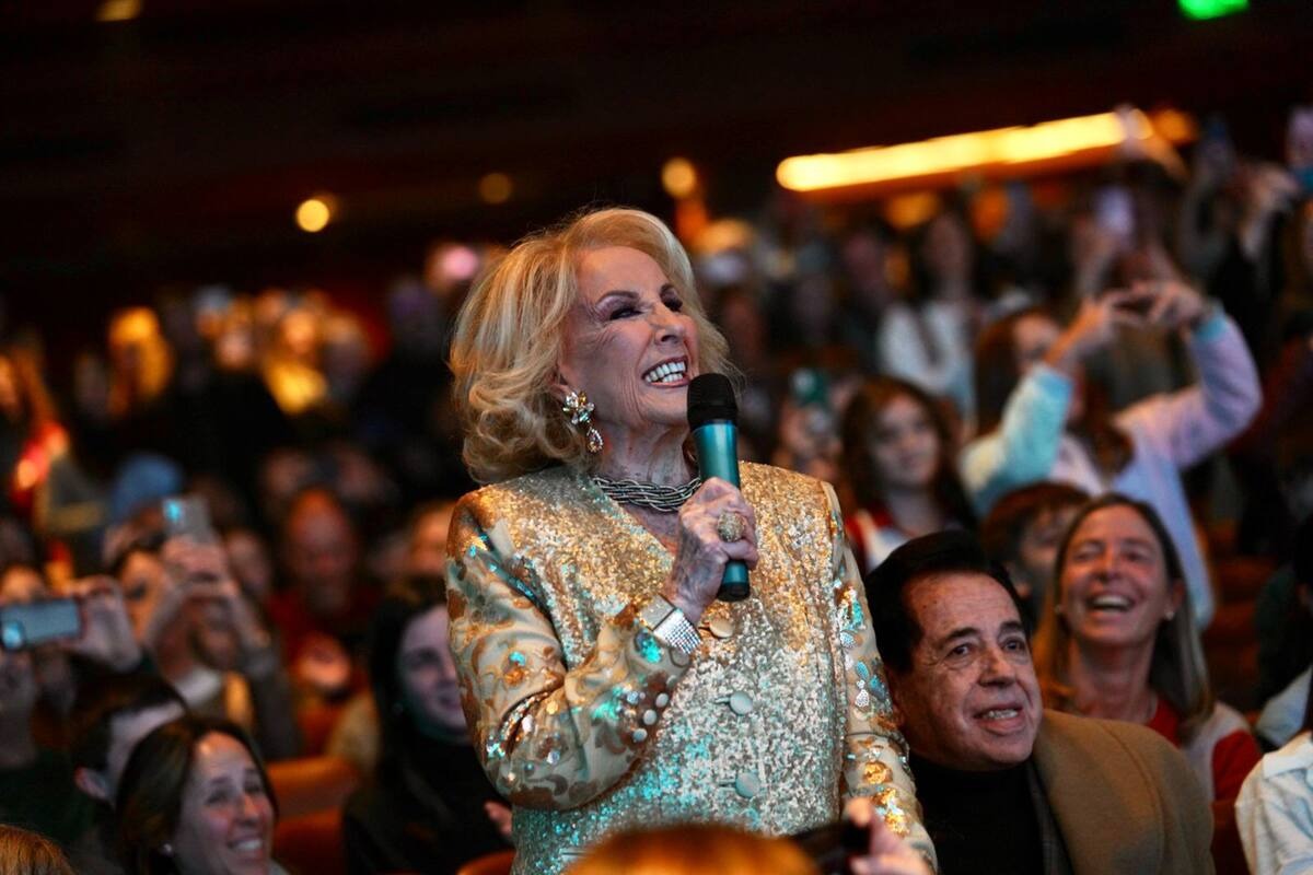 Mirtha Legrand se sorprende por la ovación que recibe cuando va a los teatros 