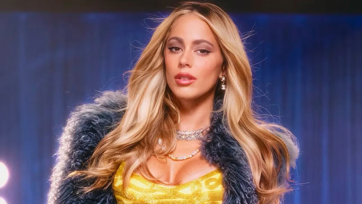 Tini Stoessel inició una guerra mediática y económica contra su familia 