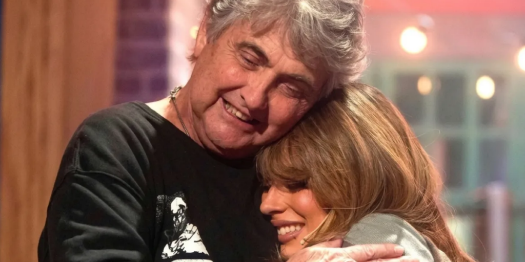 Tini Stoessel demandaría a Alejandro Stoessel