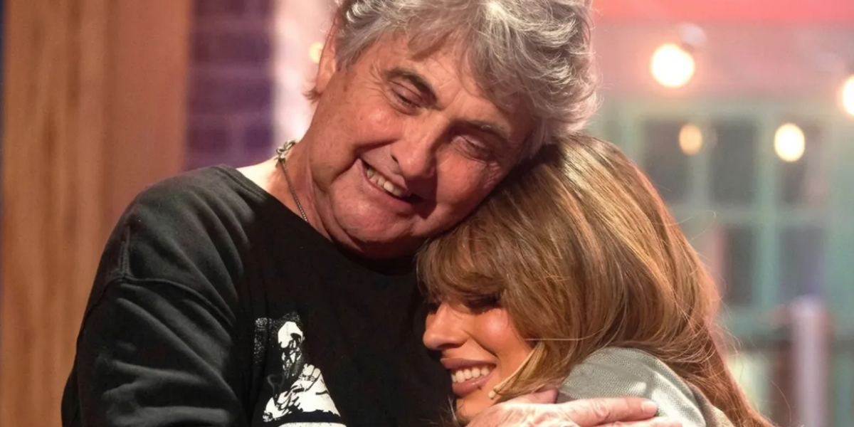 Tini Stoessel demandaría a Alejandro Stoessel