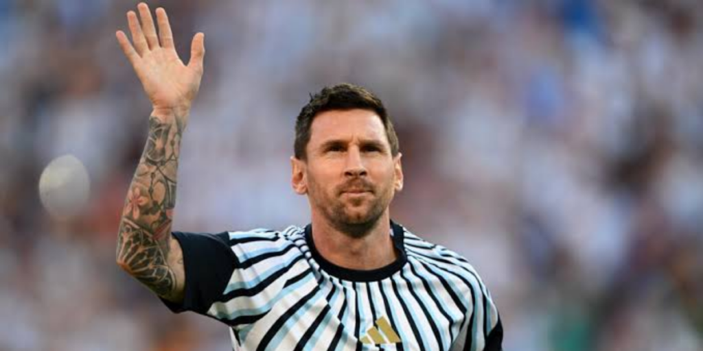 Lionel Messi colgó los botines en la Selección Argentina y el mundo se rindió a sus pies