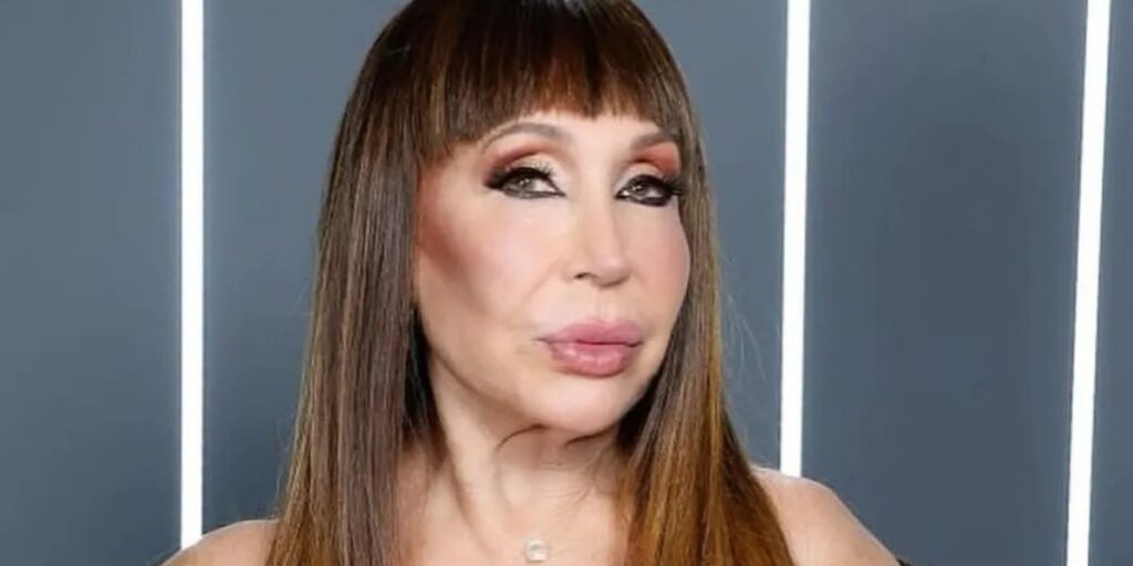 Se calentó Moria Casán y disparó contra las familias de Luis Vadalá y Jorge Porcel por su serie