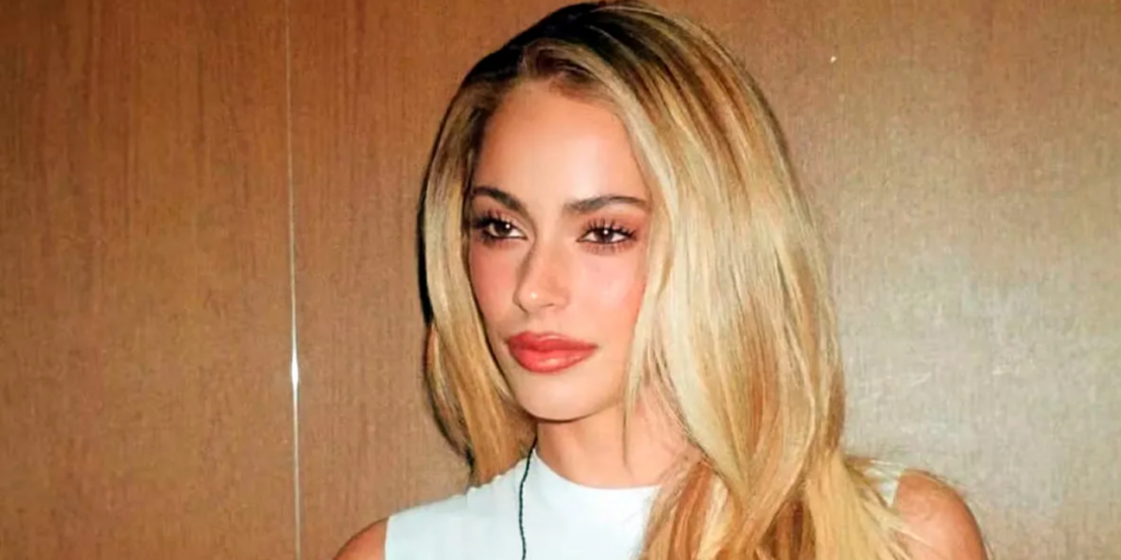 Tini Stoessel reclama una millonaria cifra a su familia
