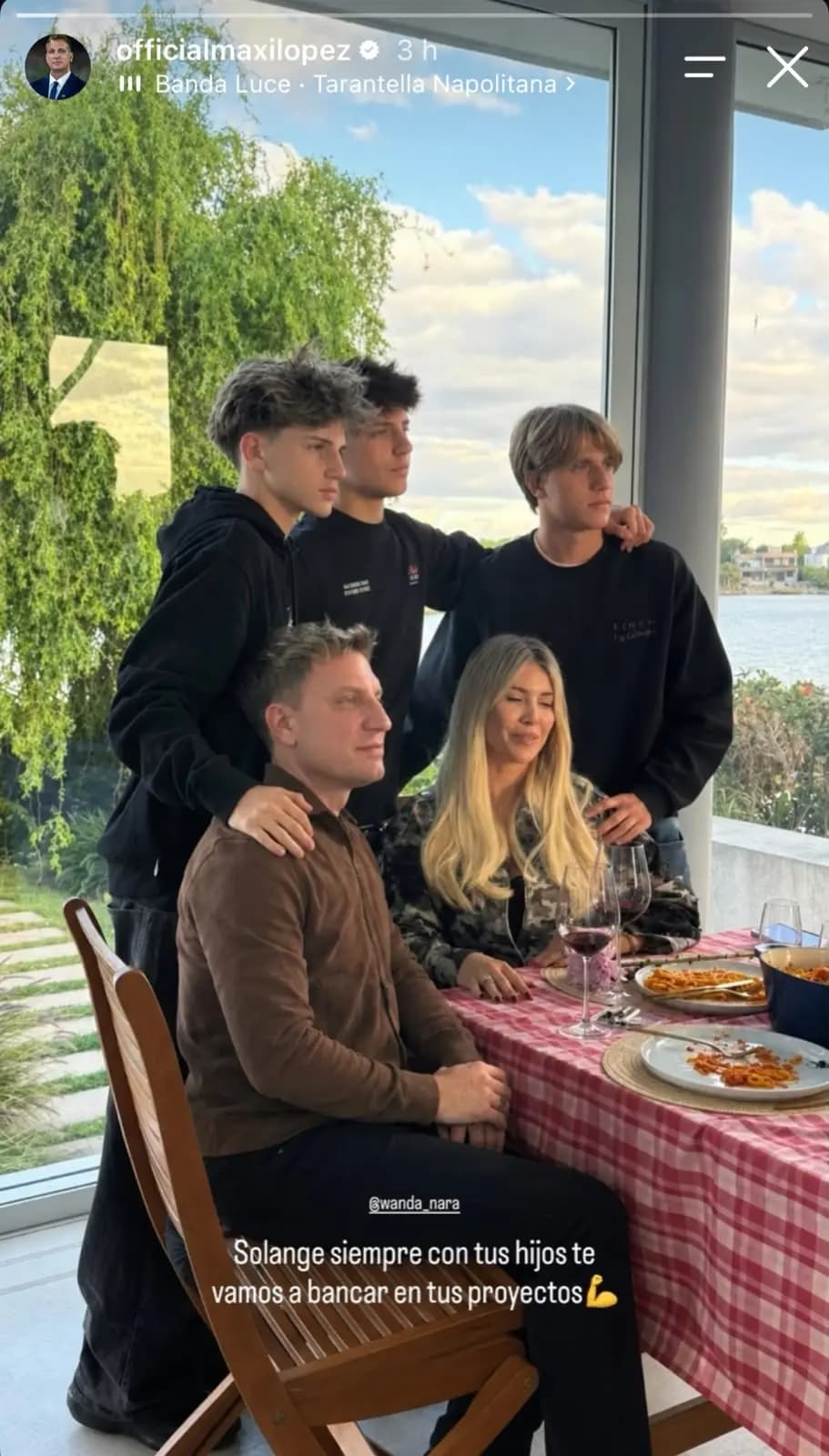 Almuerzo familiar y tregua total: la foto con la que Maxi López defendió a Wanda Nara de las críticas