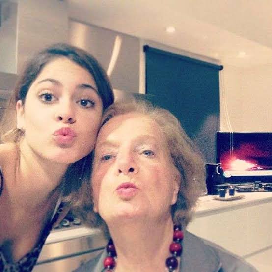 Abuela Tini