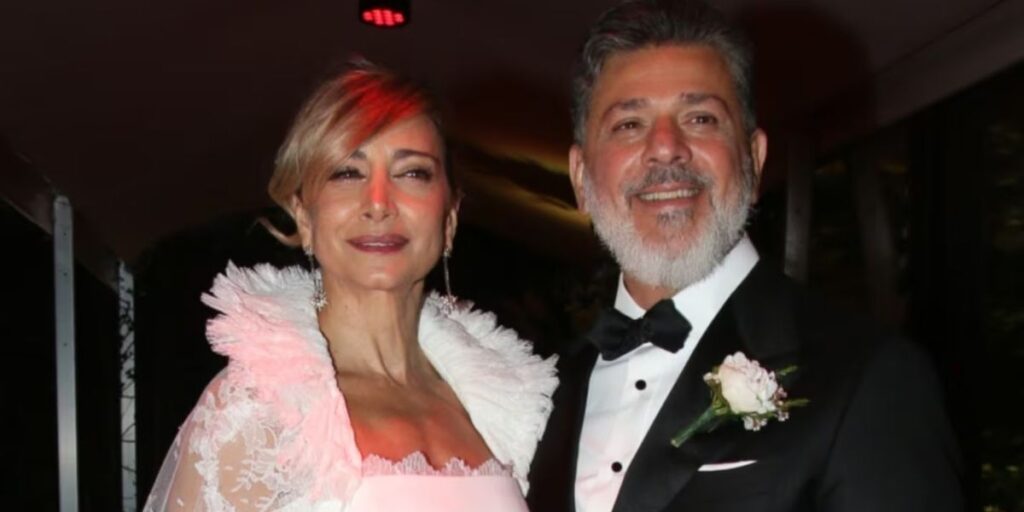 Se casaron Andrea Ghidone y Pablo Otero: tres vestidos de novia, show de tango, colecta solidaria y desfile de famosos