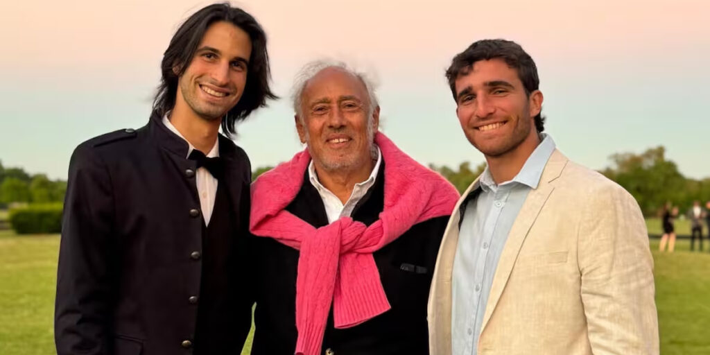 Gustavo Yankelevich y sus nietos Franco y Valentín