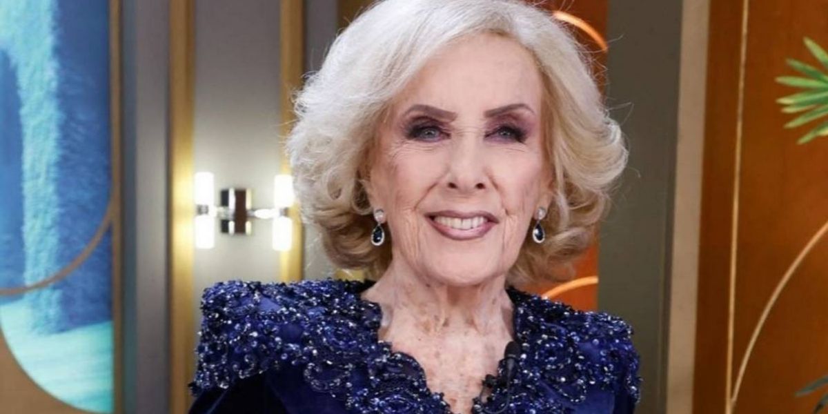 Se le sumó otro delicado problema a Mirtha Legrand mientras se recupera en su casa